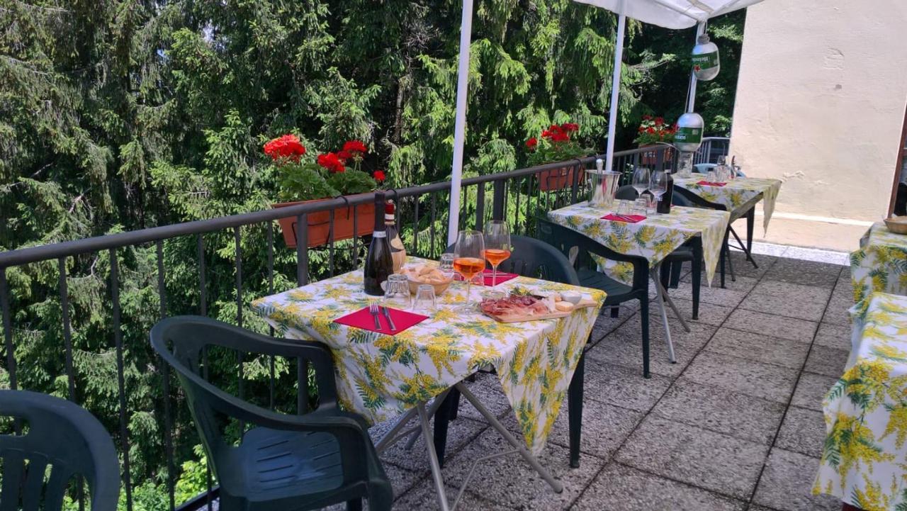 Hotel Capanna C.A.O. Brunate Zewnętrze zdjęcie